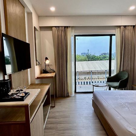 Hotel Limon & Banquet Sector 29, Gurgaon Bagian luar foto