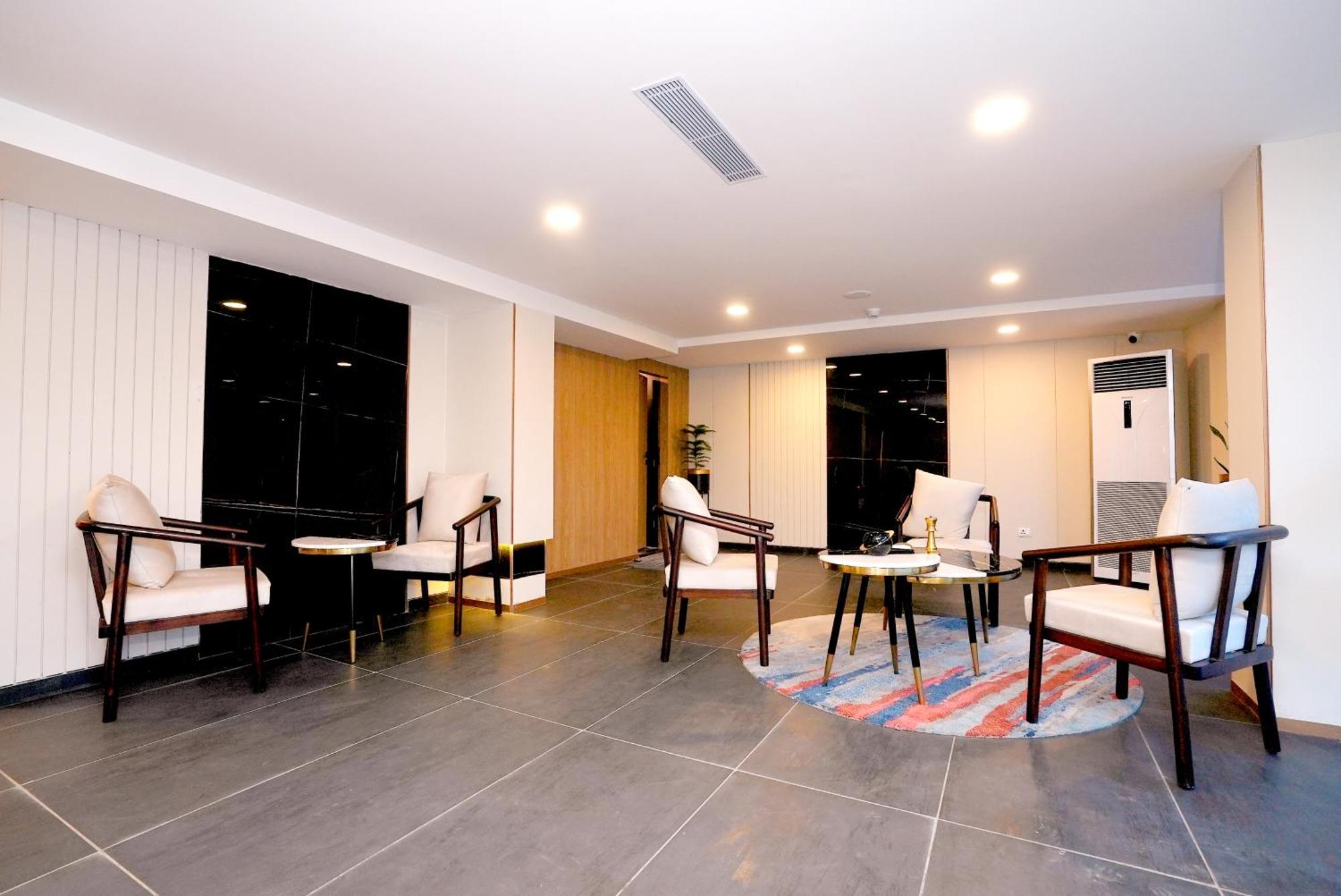 Hotel Limon & Banquet Sector 29, Gurgaon Bagian luar foto