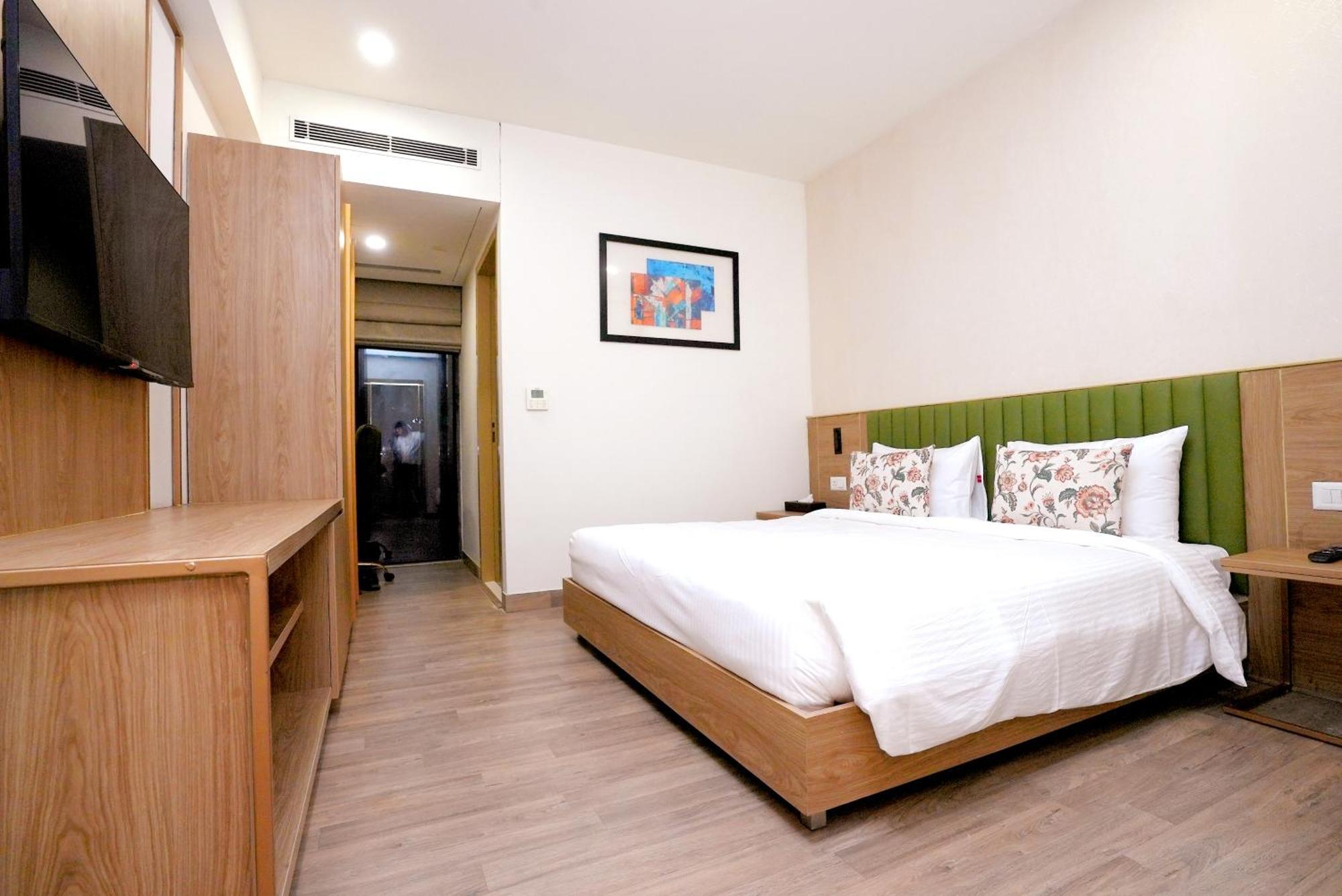 Hotel Limon & Banquet Sector 29, Gurgaon Bagian luar foto
