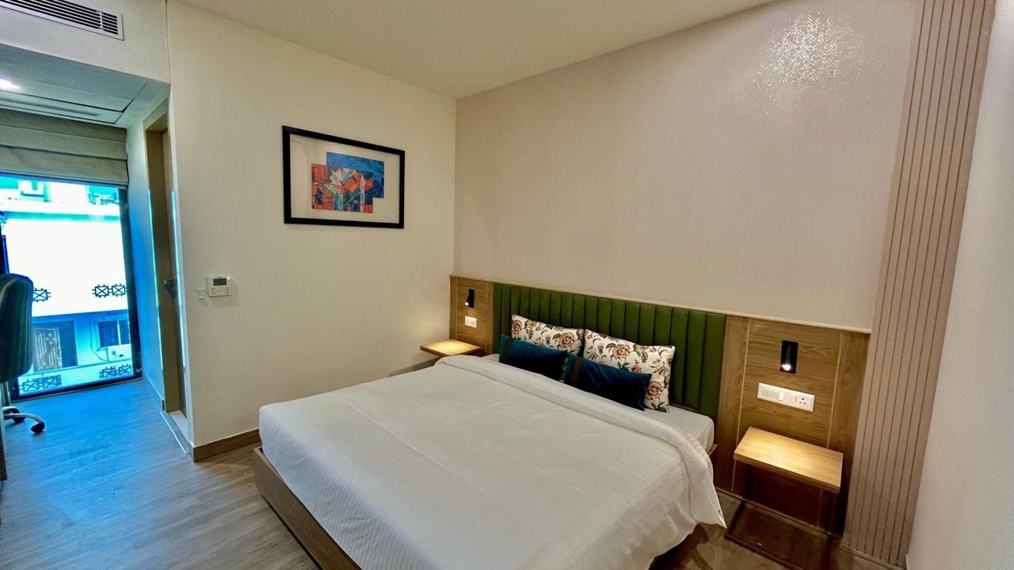 Hotel Limon & Banquet Sector 29, Gurgaon Bagian luar foto